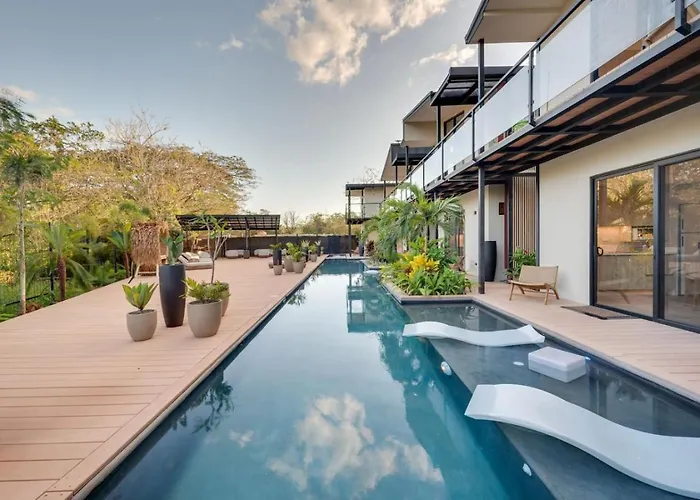 The #3 - Boutique In Flamingo - Ground Level Appartement *