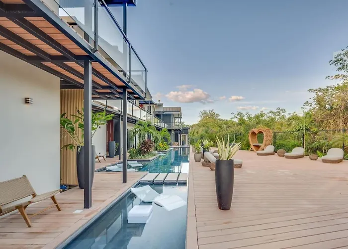 Appartement The #3 - Boutique In Flamingo - Ground Level *